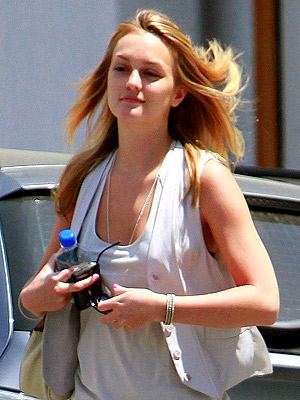 honey blonde hair color pictures on. leighton_meester-londe-hair